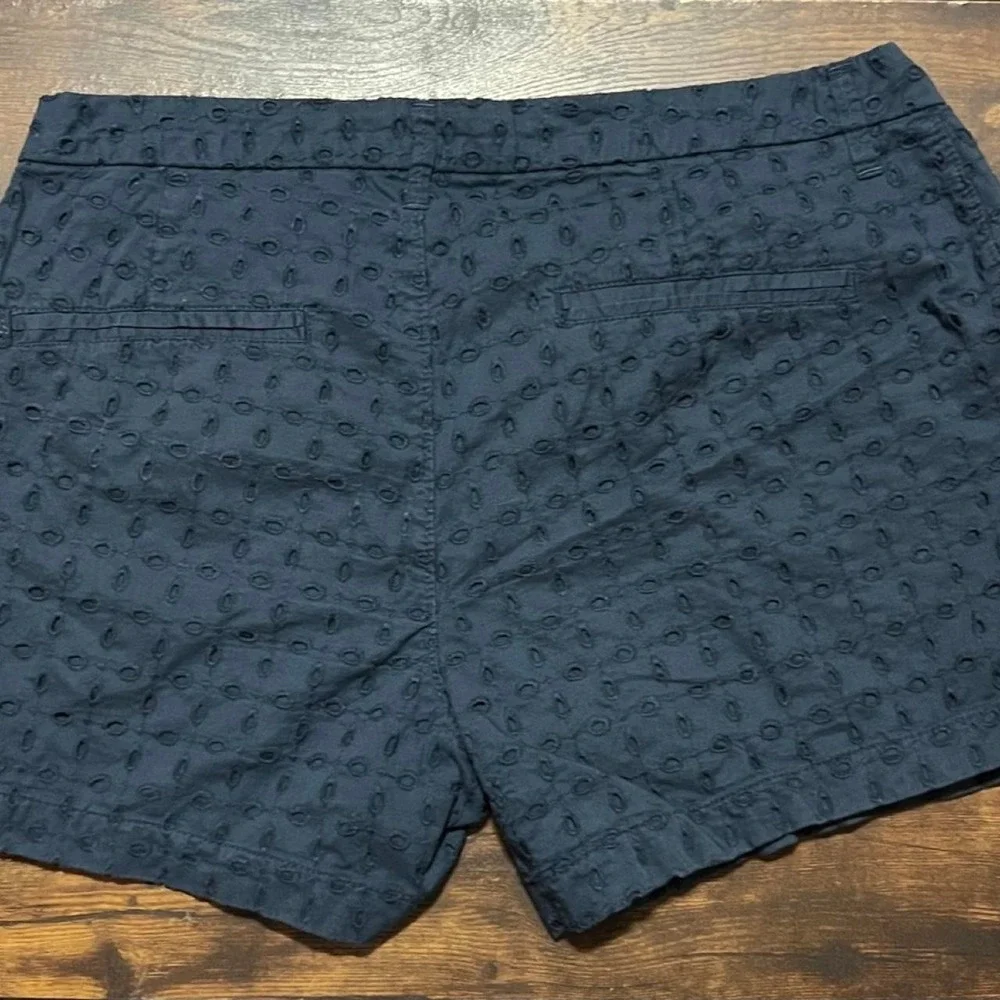 Old Navy navy blue shorts with repeating circular pattern, size 8 306.5